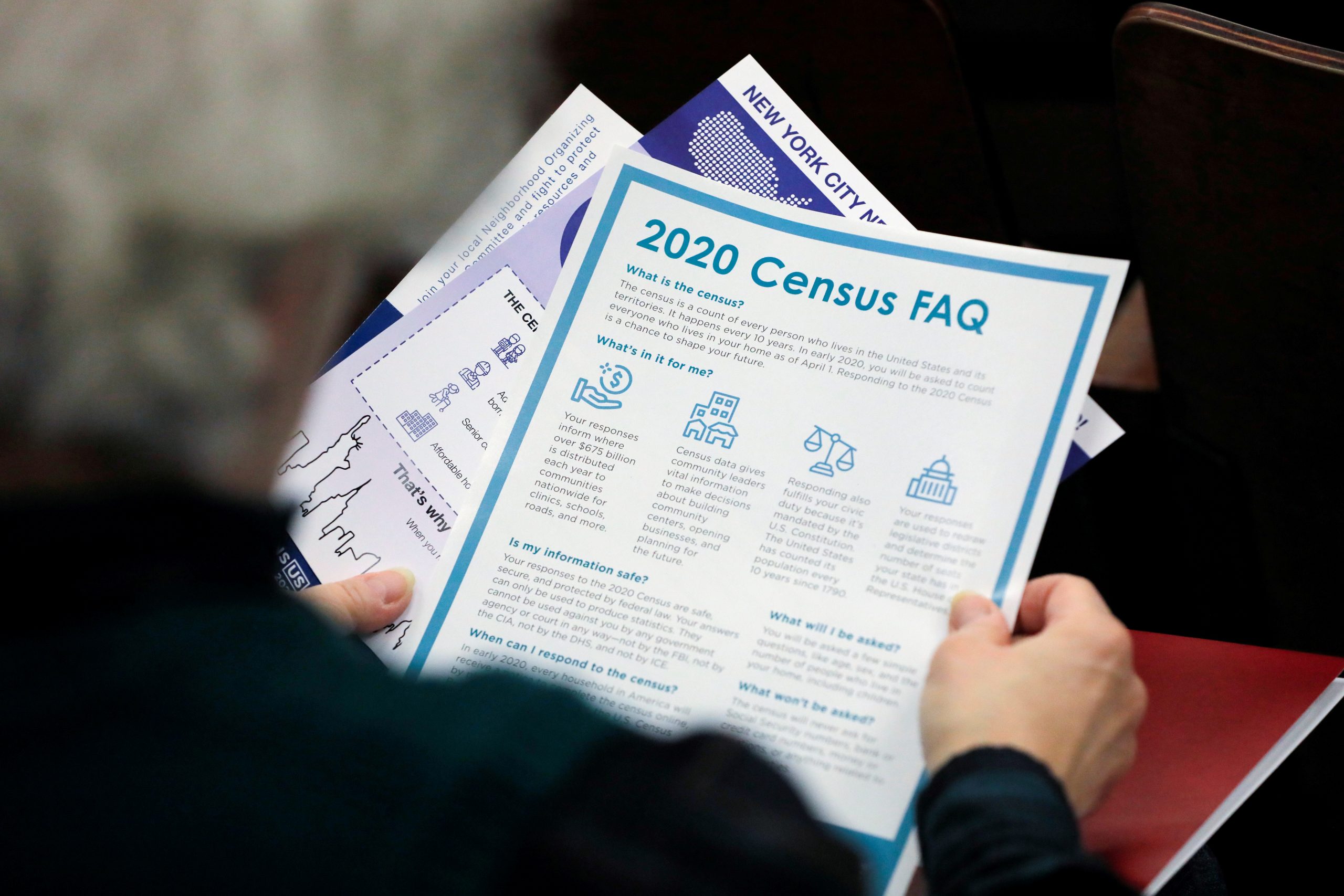 US Judge Temporarily Halts Plan To Wind Down Census
