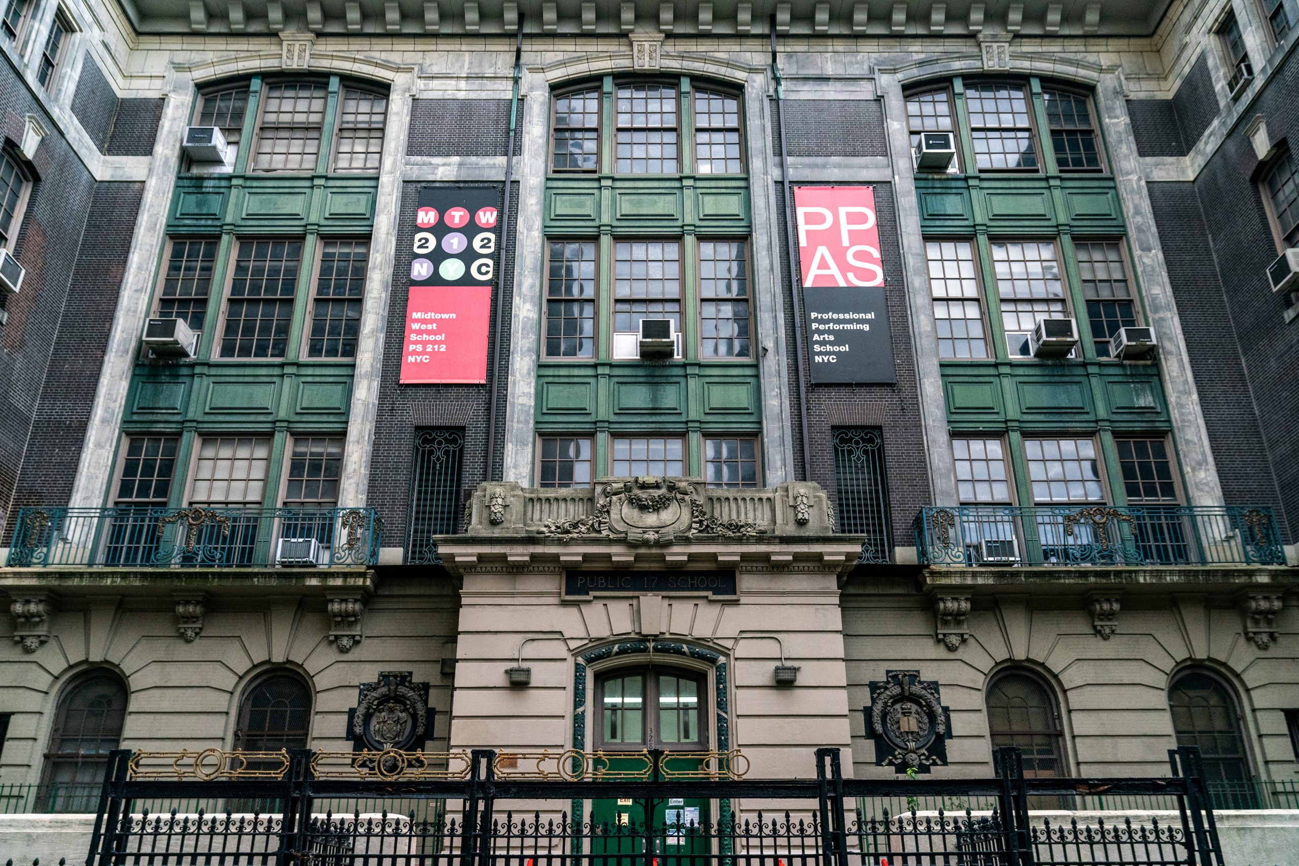 New York City Public High School Students To Return To Classroom on March 22: Mayor