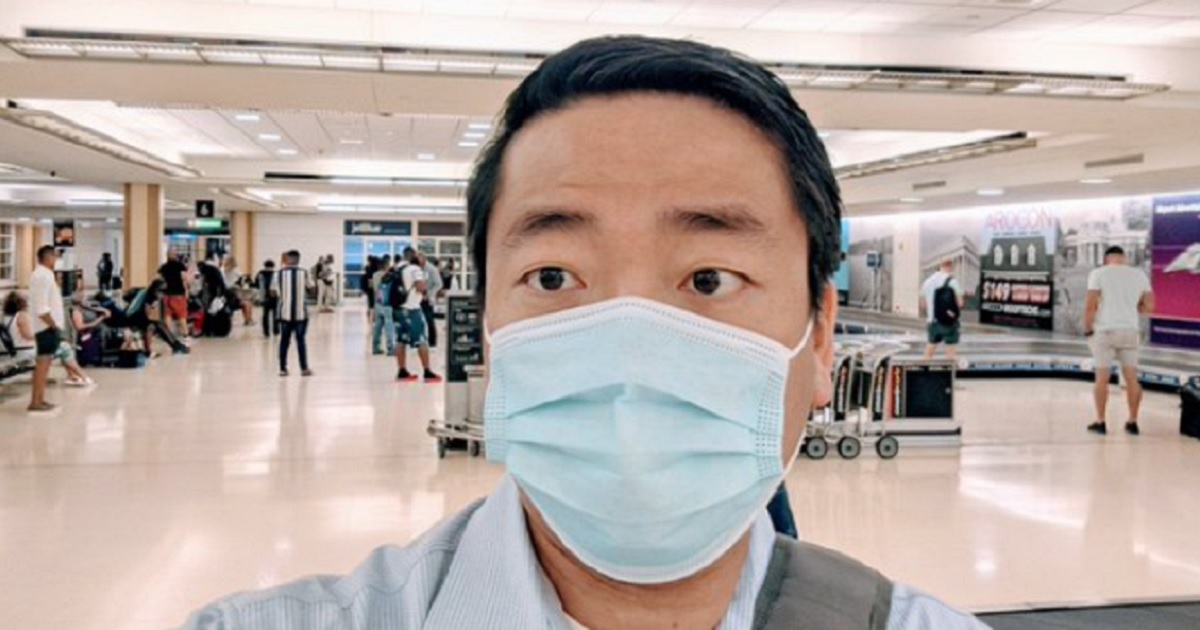 Democrat Evading Election Integrity Bill Vote Posts Cringworthy Photo of ‘Fist Meal as a Fugitive’