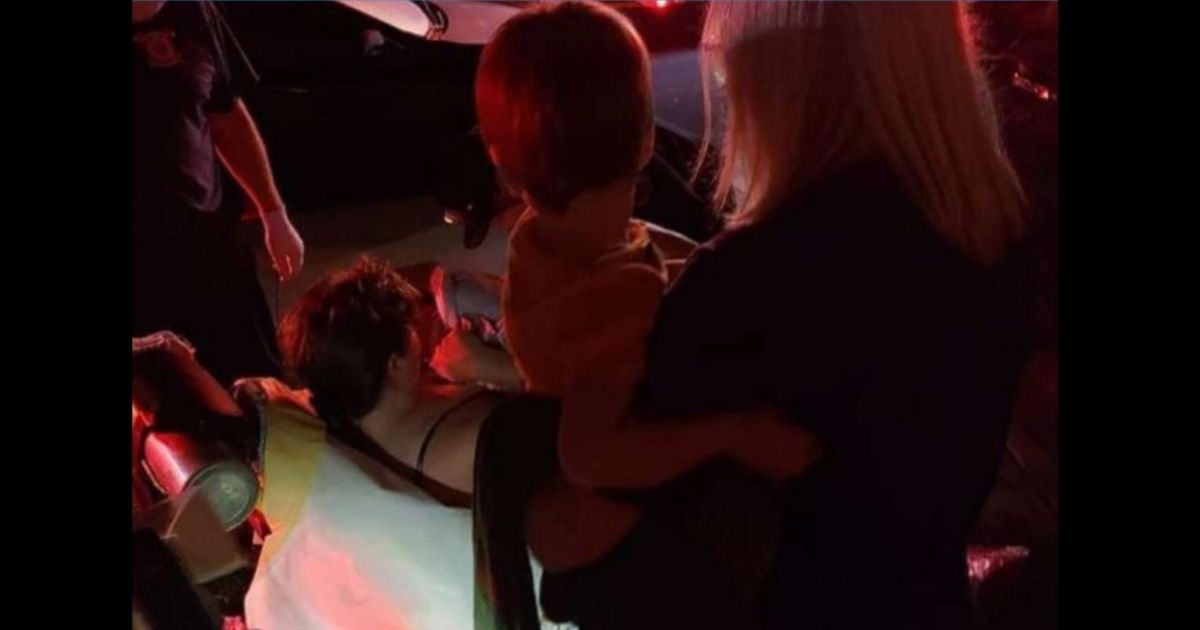 Caught on Tape: Woman Has Baby on Lawn After Not Making It to Hospital