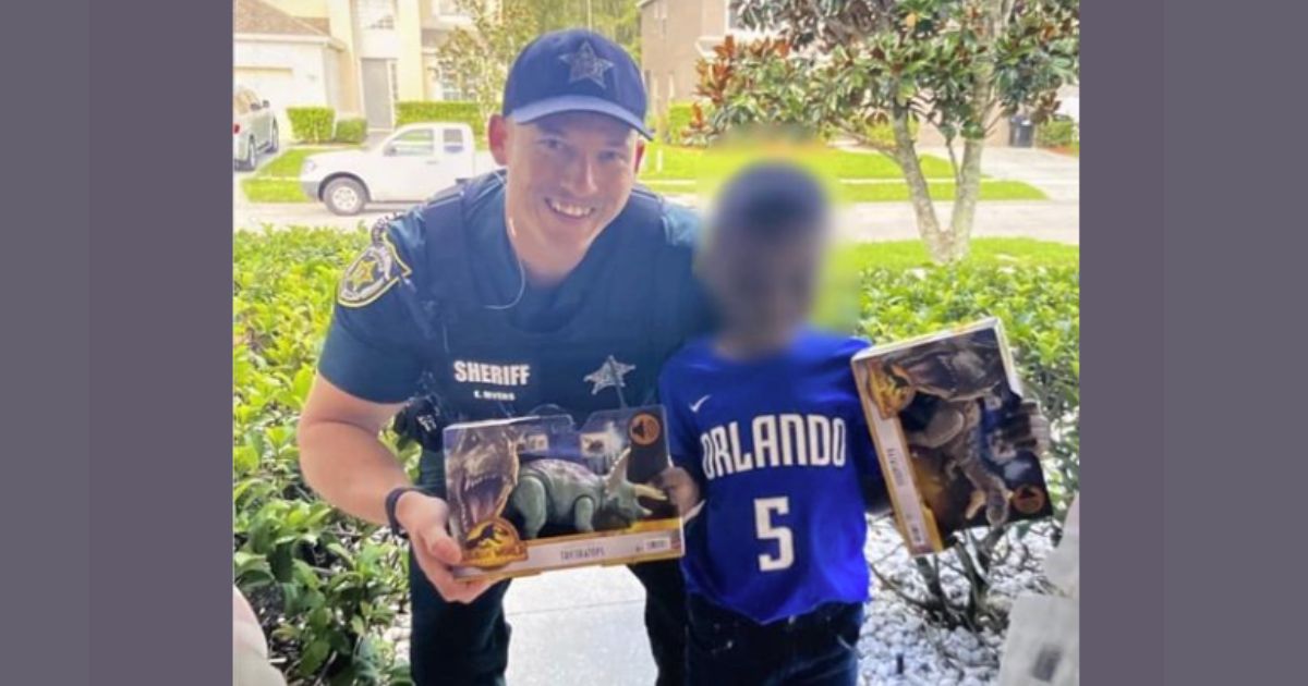 Concerned Boy Calls 911 Over Dinosaur 'Emergency,' Dispatcher and Deputy Respond with Act of Kindness