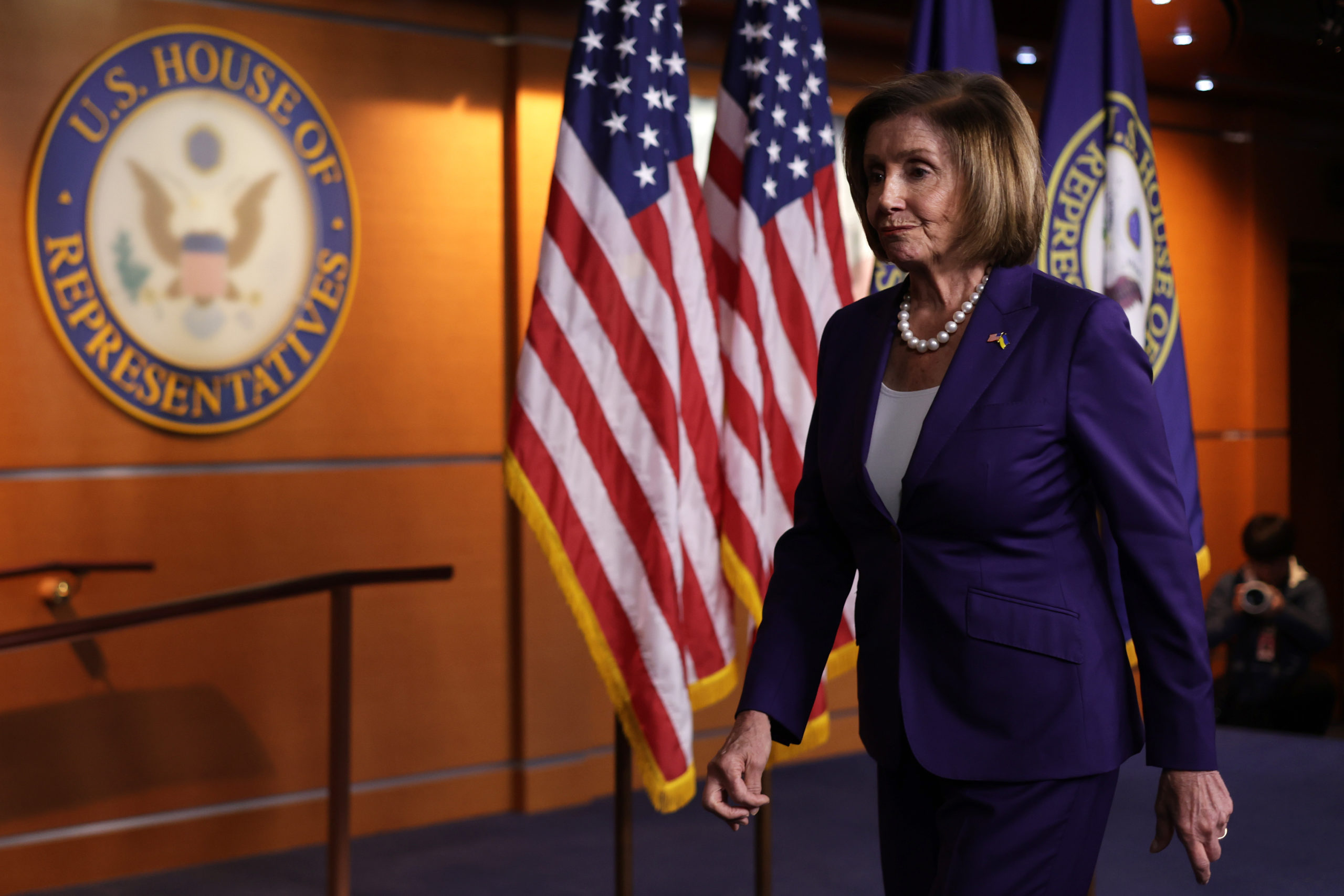 Pelosi Slammed for ‘Failure of House Leadership,’ Sparks Call for New Leaders