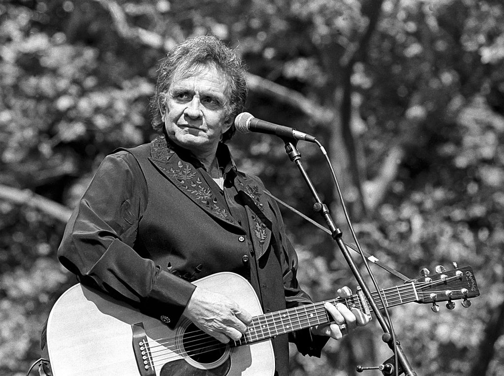 Johnny Cash’s Sister Reveals Why He Always Wore Black