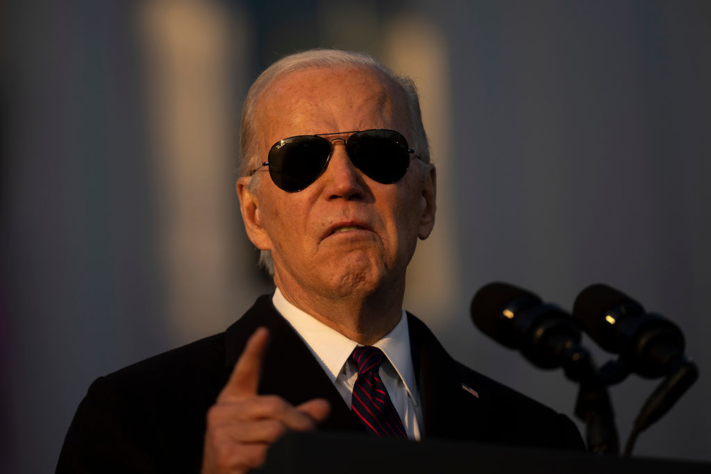 Biden Handed Brutal News About RFK Jr. That He Won’t Be Able to Compete With on Campaign Trail