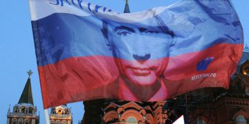 Russia Threatens ‘Global Nuclear Fire’ After Ukrainian Drone Strikes Moscow – ‘No Other Way Out’