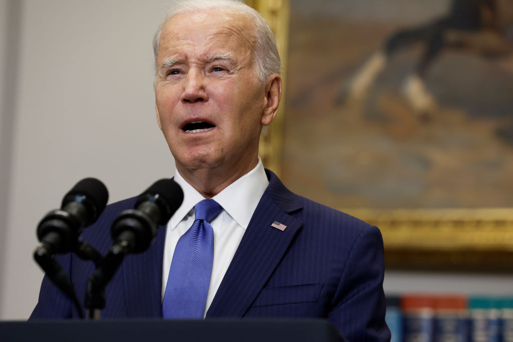 Thomas Massie Has Perfect 3-Word Response to Biden Admin’s Latest Green Energy Push for Inside Homes