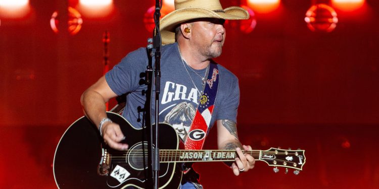 Jason Aldean Relates ‘Small Town’ Song to Boston Marathon Bombing: ‘You Guys Would Get This Better Than Anybody’