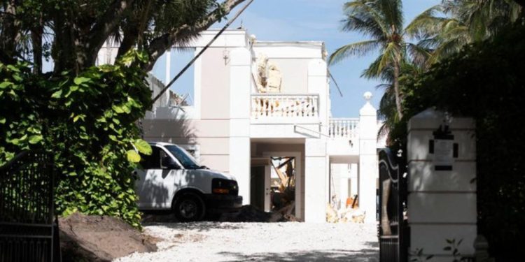 The former home of Rush Limbaugh in Palm Beach, Florida, is being demolished.