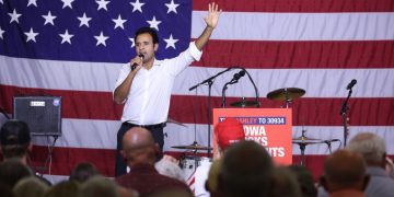 GOP Candidate’s Plane Loses Oxygen While in Air, Campaign Forced to Cancel Personal Appearance