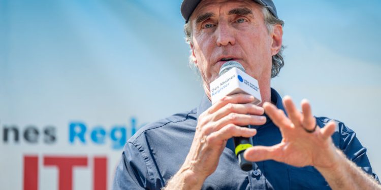 Republican Presidential Candidate Taken to Hospital Night Before Debate Throwing Attendance Into Question