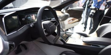 Luxury Electric Vehicle Startup Loses Over $500,000 on Every Vehicle It Sells