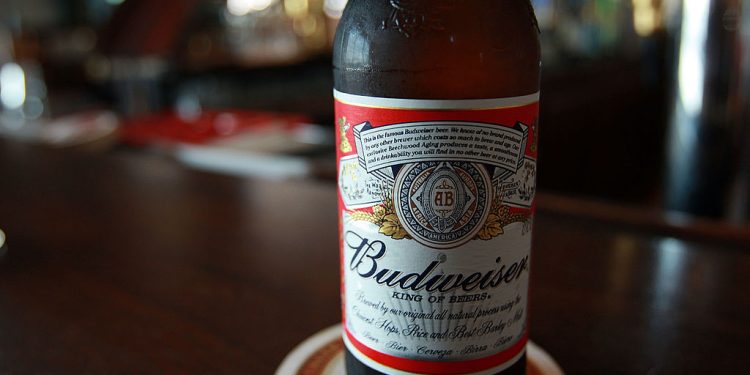 Budweiser’s New Can Design Makes Customers Distance Themselves Further from Brand