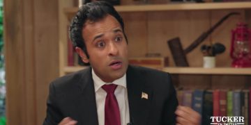 Vivek Ramaswamy Suggests to Tucker Carlson US Is in a ‘1776 Moment’
