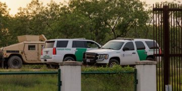 Biden DHS Clears Path for Thousands of Migrants to Find Work in US Amid Wave of Border Crossings