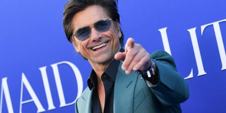 New Version of ‘Full House’ Song ‘Forever’ Re-Released as a Lullaby by John Stamos