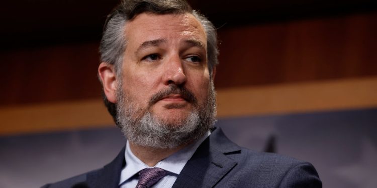 Ted Cruz Slams Biden Admin Instructing Border Patrol to Release More Than 6,000 Migrants