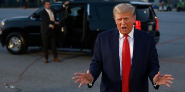Trump Vows to End ‘Madness’ of Biden’s EV Push ‘Immediately’