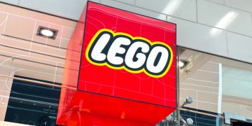 Lego Gives Up Latest Effort to Go ‘Green’ After Discovering New Brick Formula Isn’t Viable