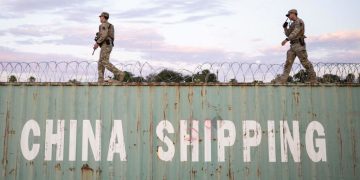 Texas National Guard Rolls Into Eagle Pass, Immediately Gets to Work