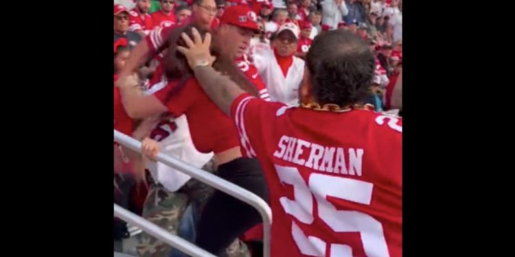 Multiple fights broke out in the stands at Levi's Stadium during Thursday night's game between the San Francisco 49ers and the New York Giants.