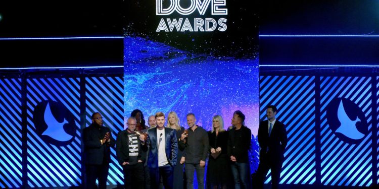 Singer Derek Webb Reveals Why He Wore a Dress to Dove Awards