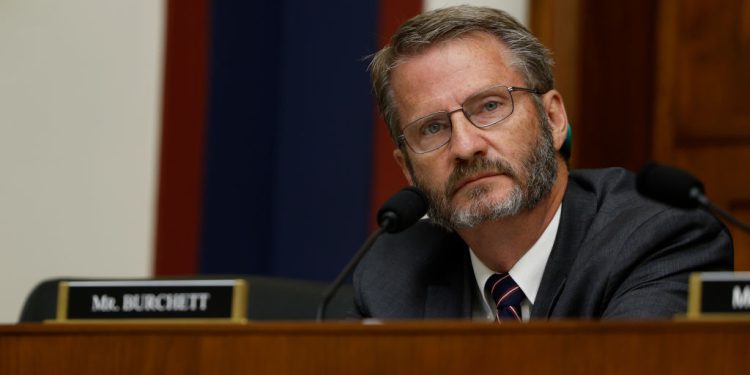 GOP Congressman Issues Classy Response to Fox Host Accused of Mocking Him for Praying