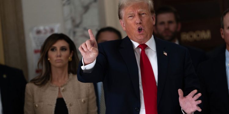 Judge Loses His Cool at Trump’s Legal Team, Pounds Table As He Exclaims ‘This Is Ridiculous’