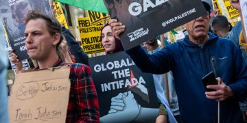 Iliza Schlesinger Speaks Out Against Rising Antisemitism Amid Israeli-Hamas War: ‘Jews Have Been Left Off the Agenda’