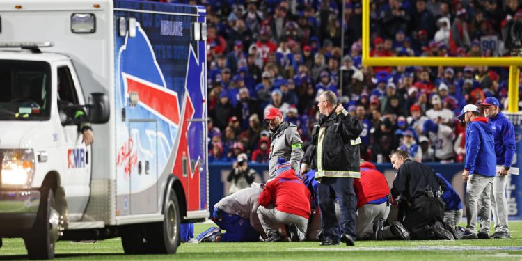 Bills Coach Gives Update on Damien Harris After Scary ‘Sunday Night Football’ Injury