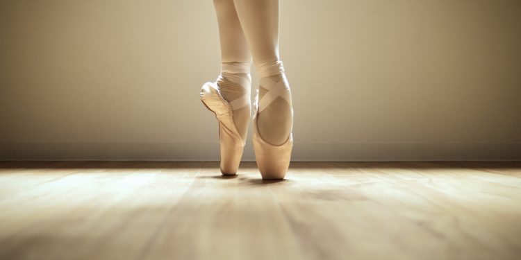 Ballerina Dances in the Streets to Inspire Audiences Around the World