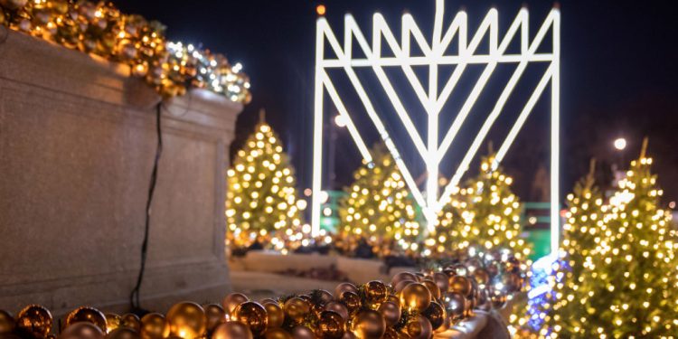 City Council Cancels Plans to Display Hanukkah Menorah Over ‘Increase’ of Hate Crimes