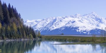 Alaskans Skate on Rare ‘Ice Window’ Frozen Lake