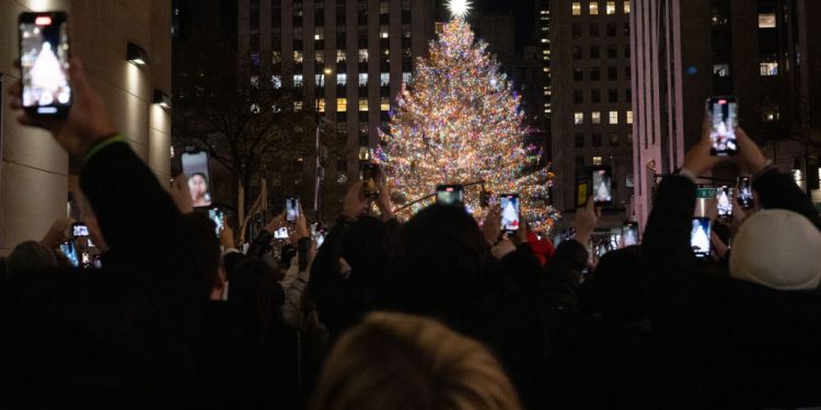 The Rockefeller Christmas Tree Is Selected for Its 90th Anniversary