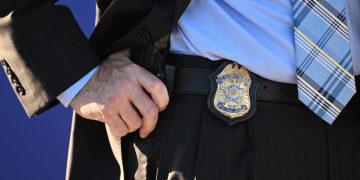 Secret Service Agent Fires Weapon After Witnessing Attempted Vehicle Break-In