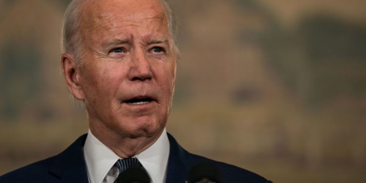 Biden Apologizes As He Forgets Who His Handlers Told Him to Call On: ‘I’m Embarrassed’