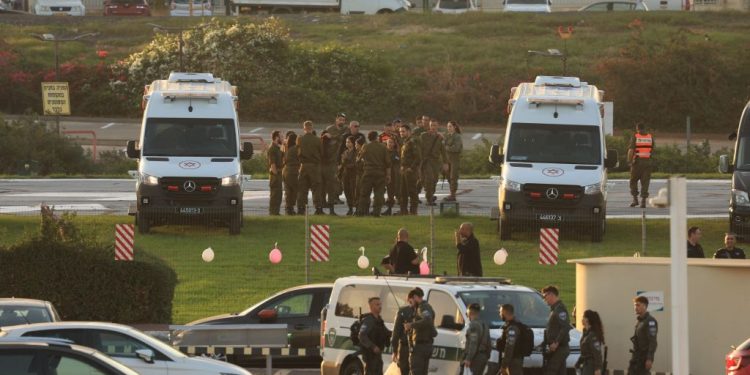 Israel-Hamas Ceasefire Begins, First Hostages Released