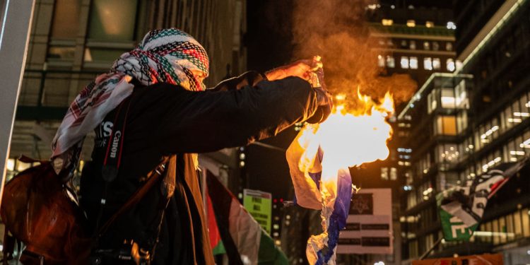 Pro-Palestine Protesters Attempt to Shut Down Rockefeller Center Christmas Tree Lighting