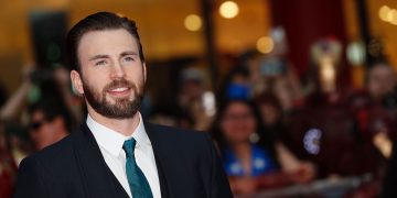 Chris Evans Addresses Rumors of Original ‘Avengers’ Reunion