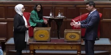 Conservative commentator Ben Shapiro took on Oxford University students in a recent Israeli-Palestinian debate.