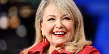 Roseanne Barr Rants About ‘Stalinists,’ ‘Communists,’ ‘Nazi Fascists’