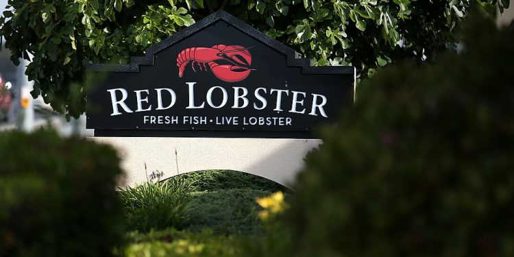 Red Lobster’s ‘Ultimate Shrimp’ Deal Backfires as Cash-Strapped Americans Eat Chain Into $11 Million Loss