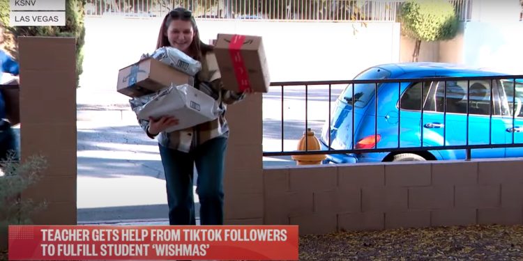 Teacher’s Post Seeking to Fulfill Foster Students’ Christmas Wishlist Goes Viral and Brings In Hundreds of Donations