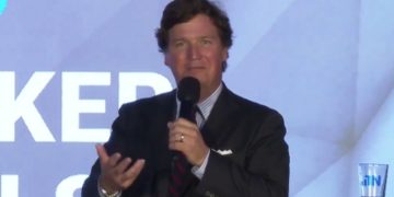 While giving the keynote speech at the Invest Wealth Summit in Tampa, Florida, over the weekend, Tucker Carlson explained how he remains positive in the face of criticism.