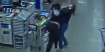 This Twitter screen shot shows the confrontation between a Michigan mother and a store clerk.