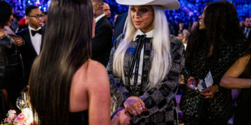 Beyoncé Hits No. 1 on Billboard’s Hot Country Songs Chart