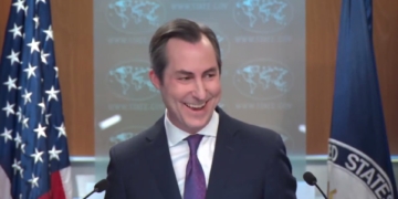 (@kenklippenstein/X screen shot)