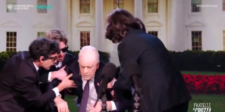 @stillgray/X screen shot