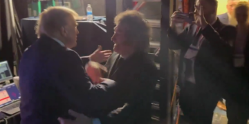 ‘President!’ – Argentine President Javier Milei and Trump Interaction Goes Viral at CPAC