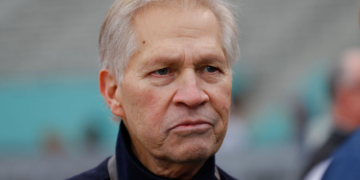 ESPN’s Chris Mortensen Dies at 72