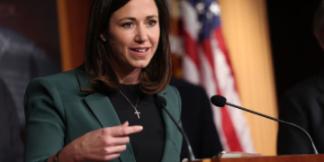 Sunny Hostin Asks Conservative Co-Host if Sen. Britt Is a ‘Weirdo’ After SOTU Response